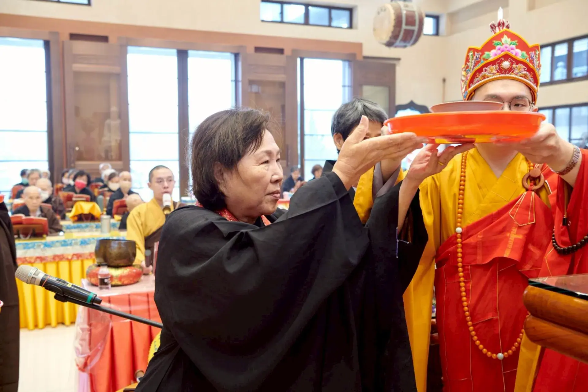 646386911 122115619995179749 147336942424084329 N